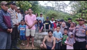 Hadirkan Solusi Nyata, Kapolda Sulbar Salurkan Bantuan Sarana Air Bersih untuk Warga Pepana Mamasa